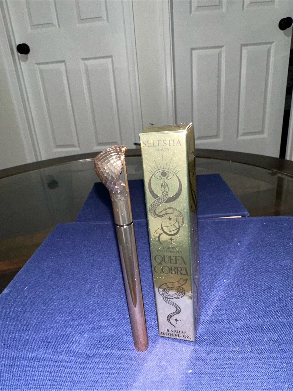 Queen Cobra Liquid Eyeliner Pen - Metallic Bronze